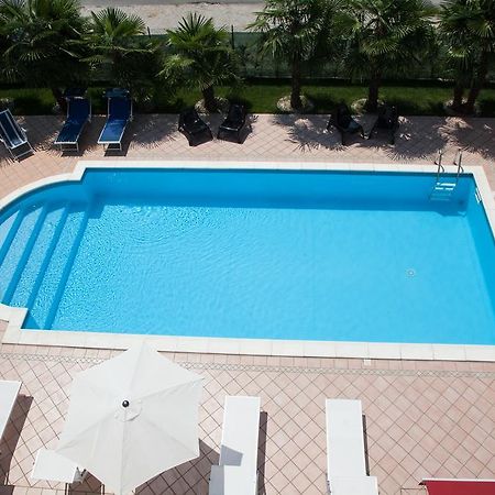 Albignasego Hotel Master מראה חיצוני תמונה
