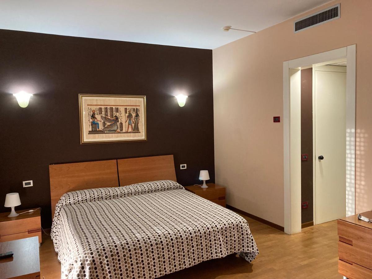 Albignasego Hotel Master מראה חיצוני תמונה