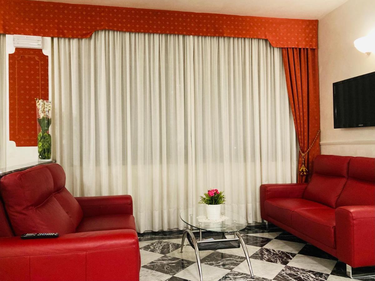 Albignasego Hotel Master מראה חיצוני תמונה