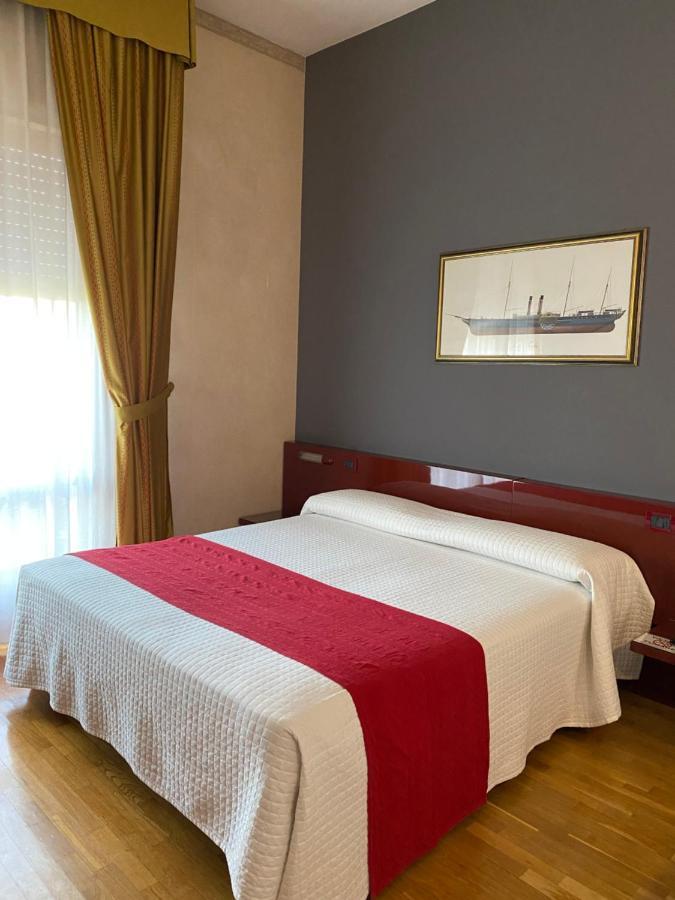 Albignasego Hotel Master מראה חיצוני תמונה